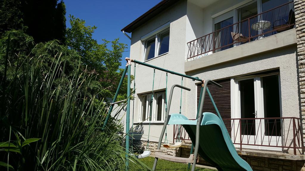 Doris Apartments Siófok Exteriör bild